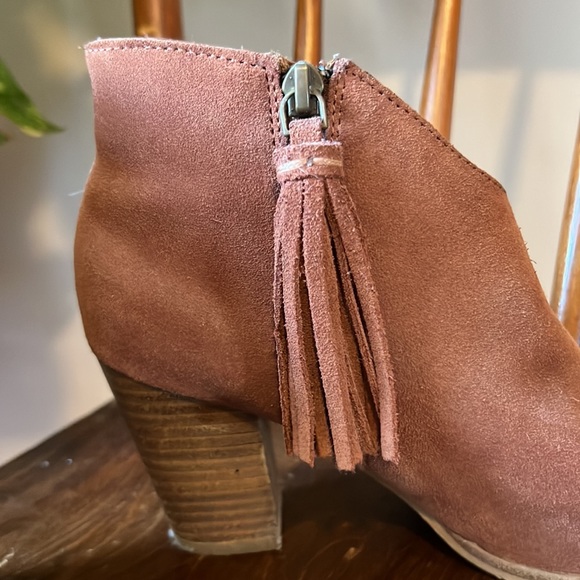Anthropologie leather booties - Picture 7 of 7